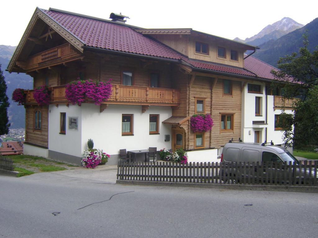 Haus Sonnegg Hotel Finkenberg Exterior photo