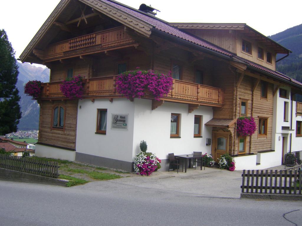 Haus Sonnegg Hotel Finkenberg Exterior photo